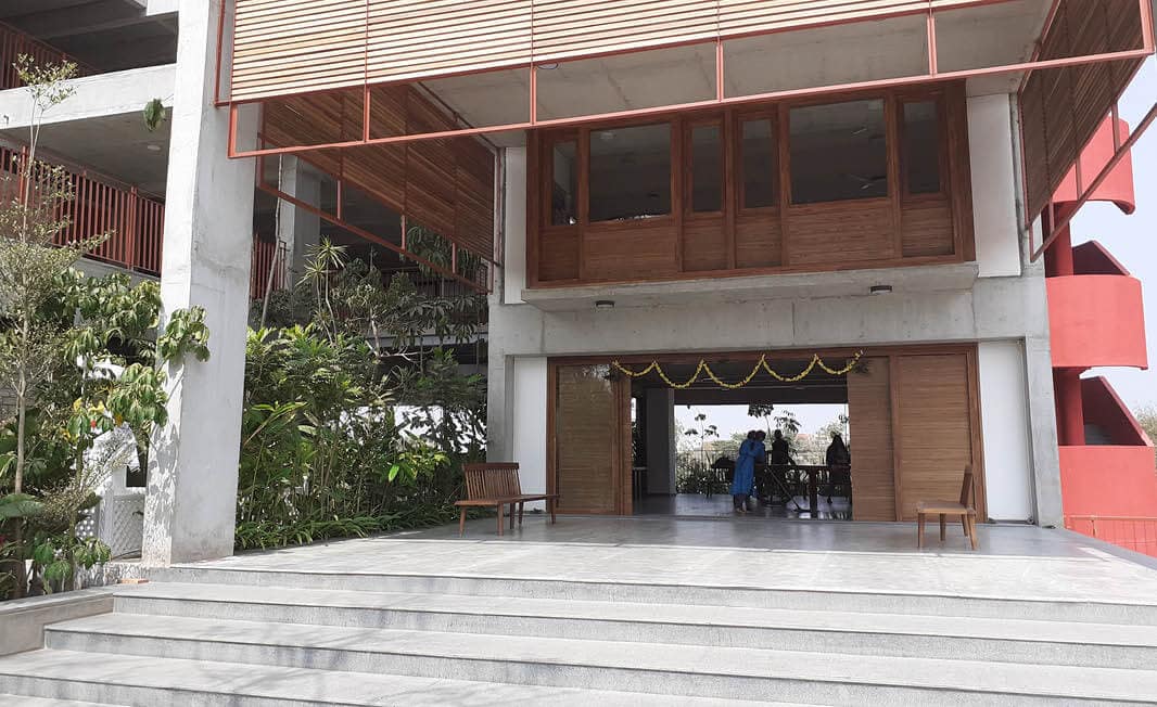 Airaa Academy Front Airaa Academy Front